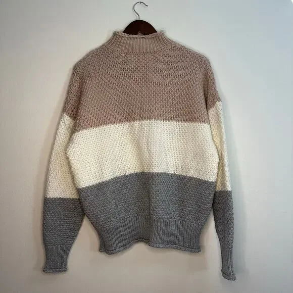 “FASHION” XL Pink, White, and Gray Knit Turtleneck Sweater - Picture 2 of 9